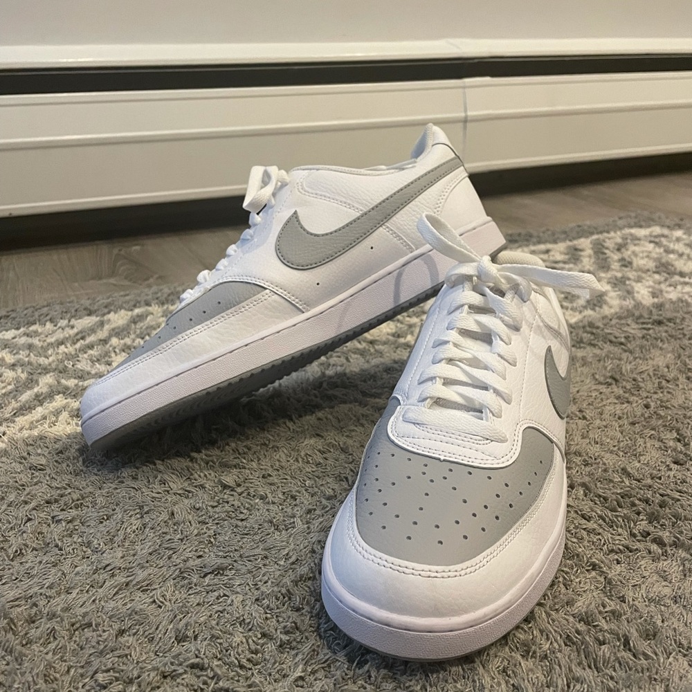 Nike Court Vision Low Gray